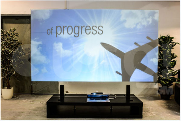 پرده تصویر عقب ( Rear Projection Screen) پرده نیمه شفاف برای ایجاد تلویزیون خیلی بزرگ